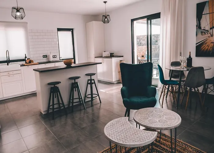 Casa Tenique * 拉哈雷斯