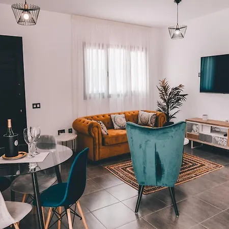 Casa Tenique *