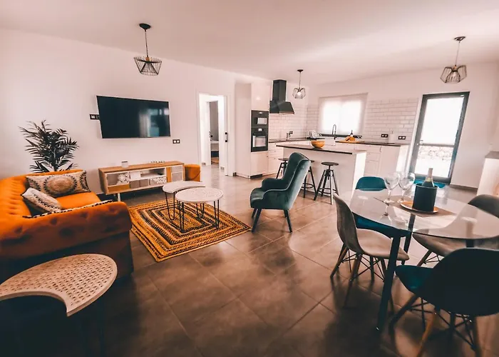 Semesterbostad Casa Tenique *