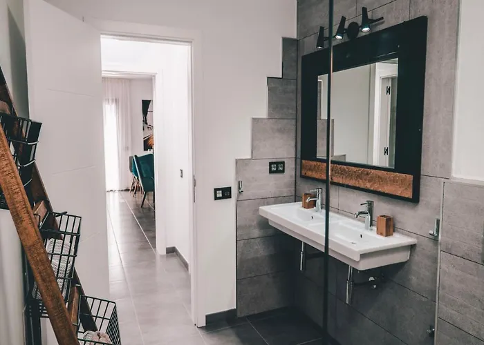 Semesterbostad Casa Tenique