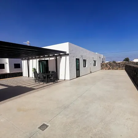 Semesterbostad Casa Tenique